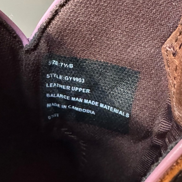 Justin Cowboy Boots - Picture 10 of 10